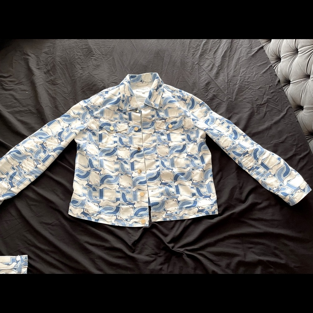 Worn once. Still have tags